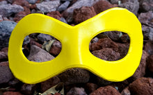 Load image into Gallery viewer, Domino Mask - Round Edged Molded Leather Mask